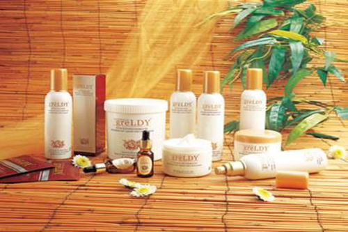 綠嫩化妝品加盟費用及總投資解析